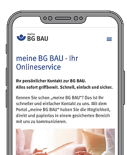 Ein Smartphone zeigt auf dem Display den  Online-Service "meine BG BAU".
