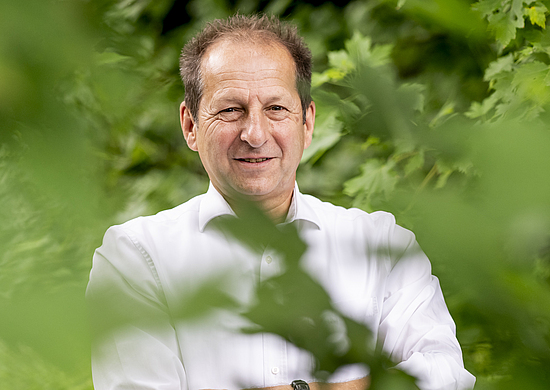 Porträt Thomas Banzhaf, Präsident des Bundesverbandes Garten-, Landschafts- und Sportbau e.V. (BGL). 