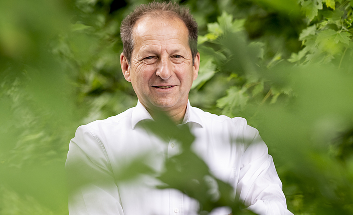 Porträt Thomas Banzhaf, Präsident des Bundesverbandes Garten-, Landschafts- und Sportbau e.V. (BGL).