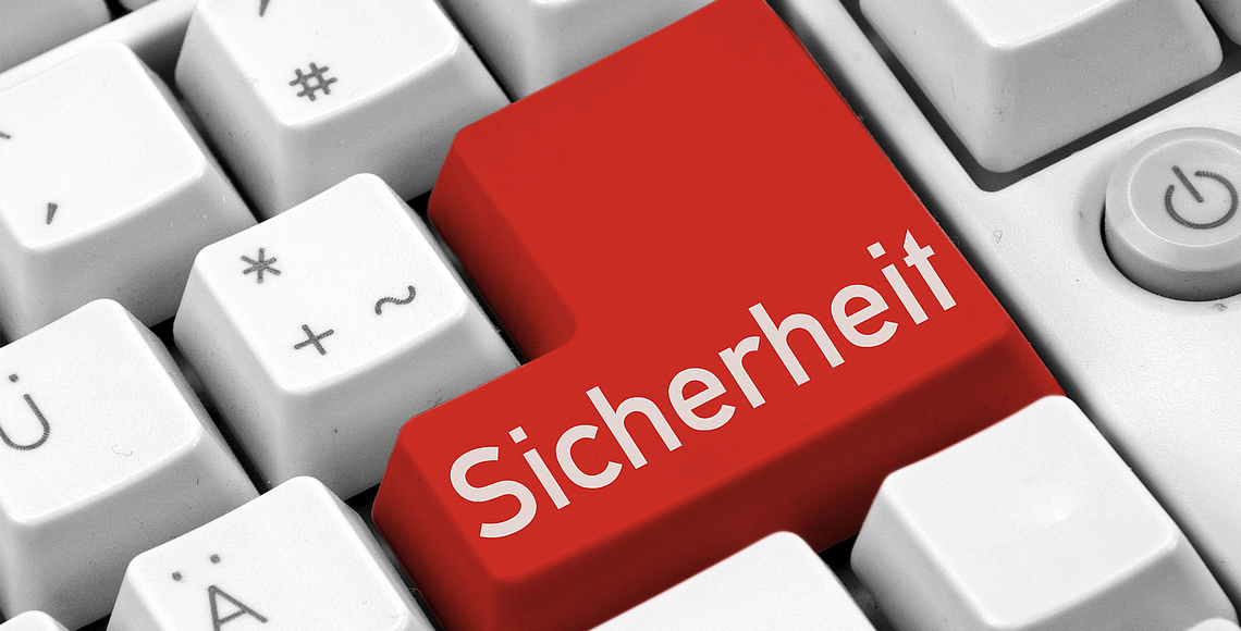Eine Tastatur mit der Aufschrift Sicherheit. 